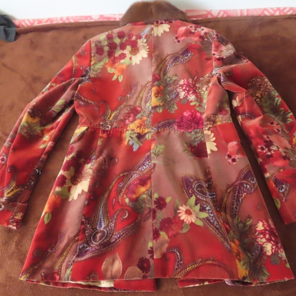 Sonia Bogner Germany Multicolor Floral Velvet Button Front Womens Overcoat - Picture 4 of 6